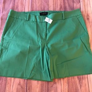 NWT Talbots Green Shorts 5.5” Inseam Size 16P